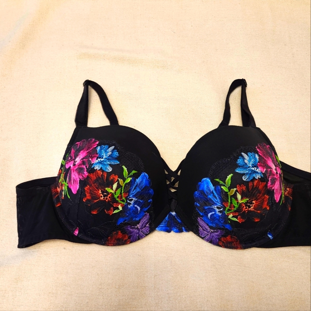 EUC Torrid Curve Bra 42C